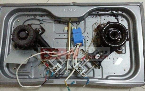 燃氣灶電池的更換方法