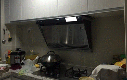 抽油煙機噪聲變大怎么回事